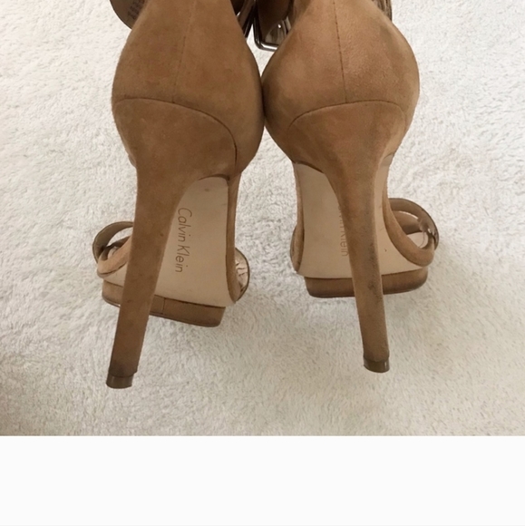 CALVIN KLEIN VIVIAN SUEDE - Picture 9 of 10